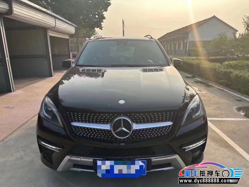 14年奔驰ML轿车抵押车出售