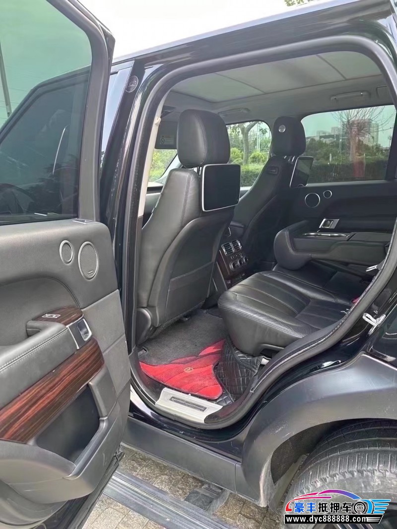 17年路虎揽胜行政轿车抵押车出售