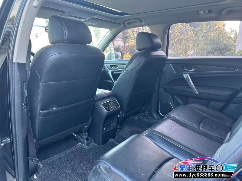 18年本田冠道轿车抵押车出售