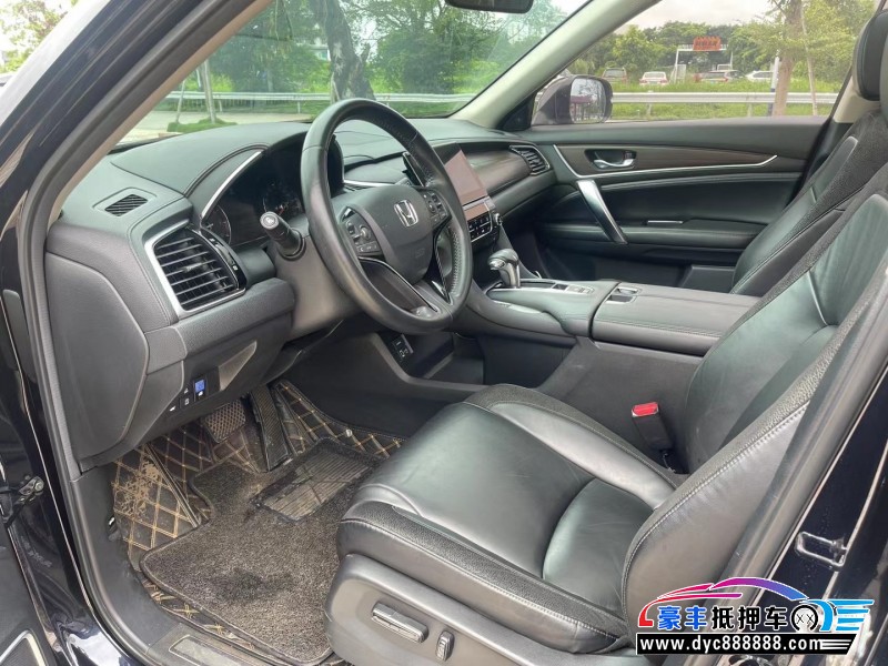 19年本田冠道轿车抵押车出售