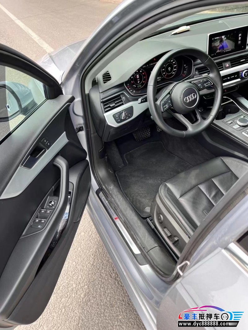 19年奥迪A4轿车抵押车出售