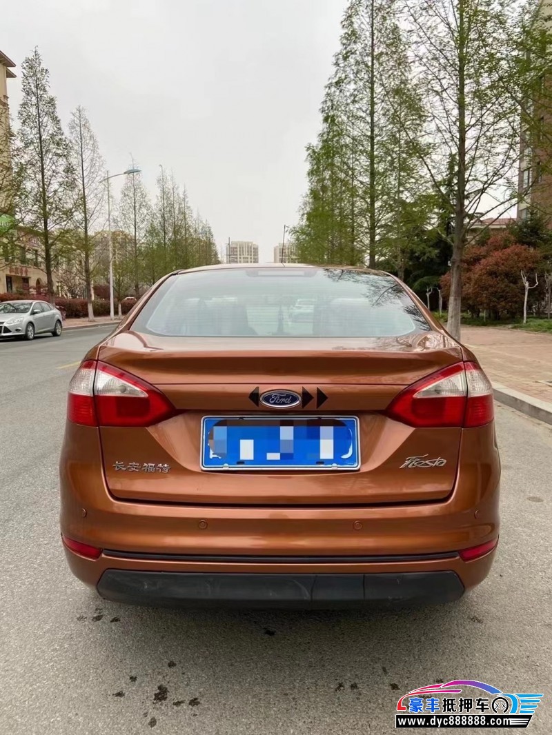 14年福特嘉年华轿车抵押车出售