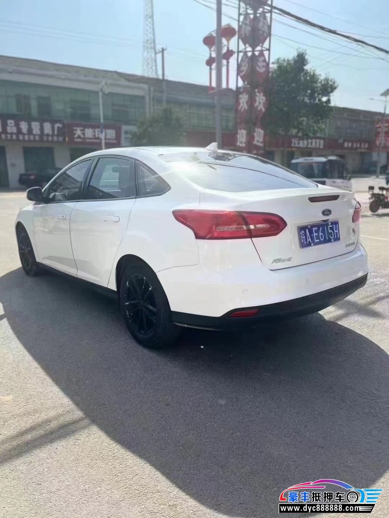 16年福特福克斯轿车抵押车出售