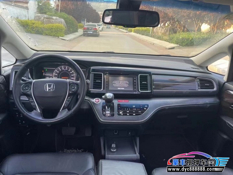 16年本田艾力绅MPV抵押车出售