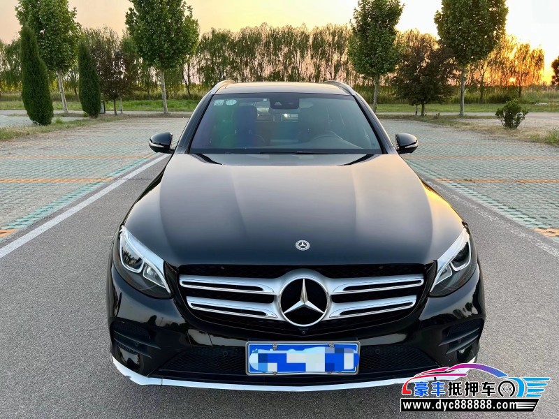 18年奔驰GLC轿车抵押车出售