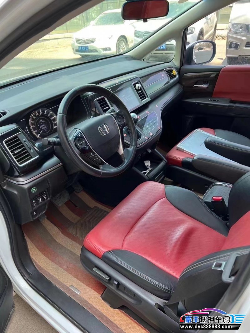 18年本田艾力绅MPV抵押车出售