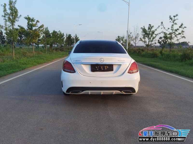 18年奔驰C轿车抵押车出售