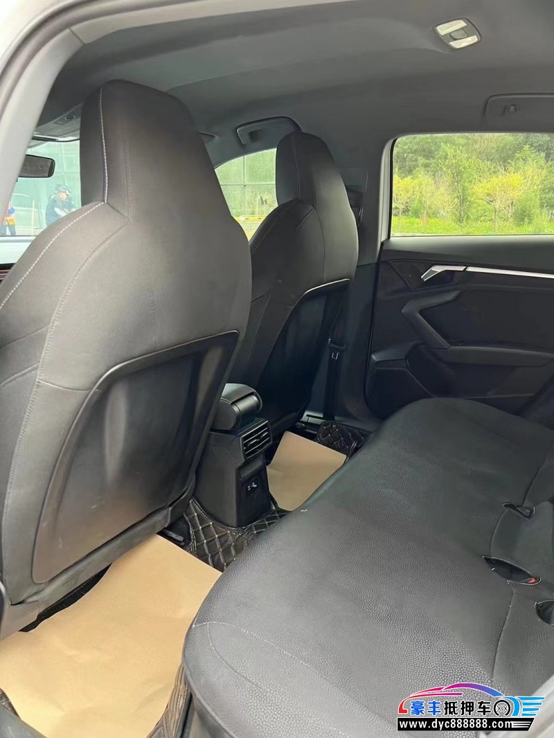 21年奥迪A3轿车抵押车出售