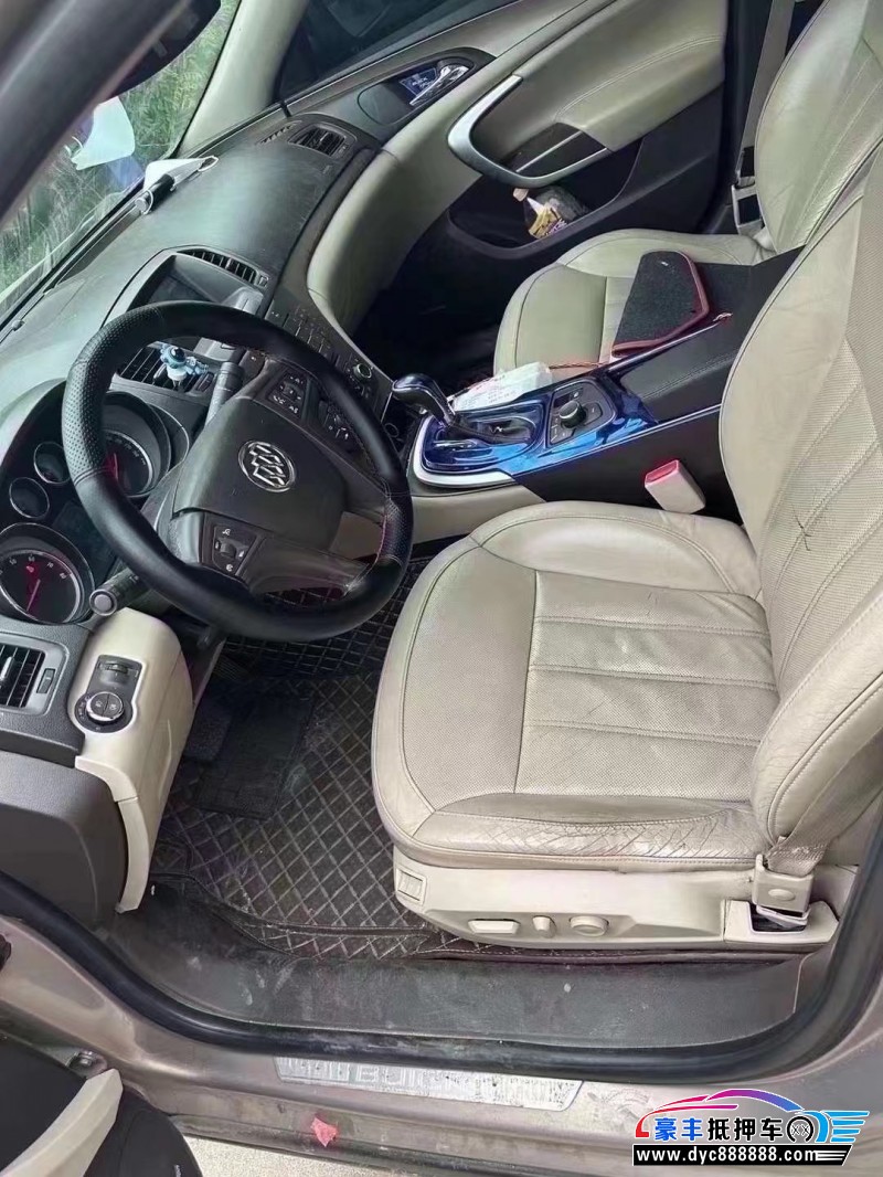 10年别克君威轿车抵押车出售