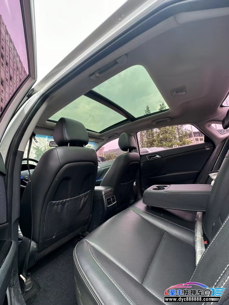 17年现代名图轿车抵押车出售