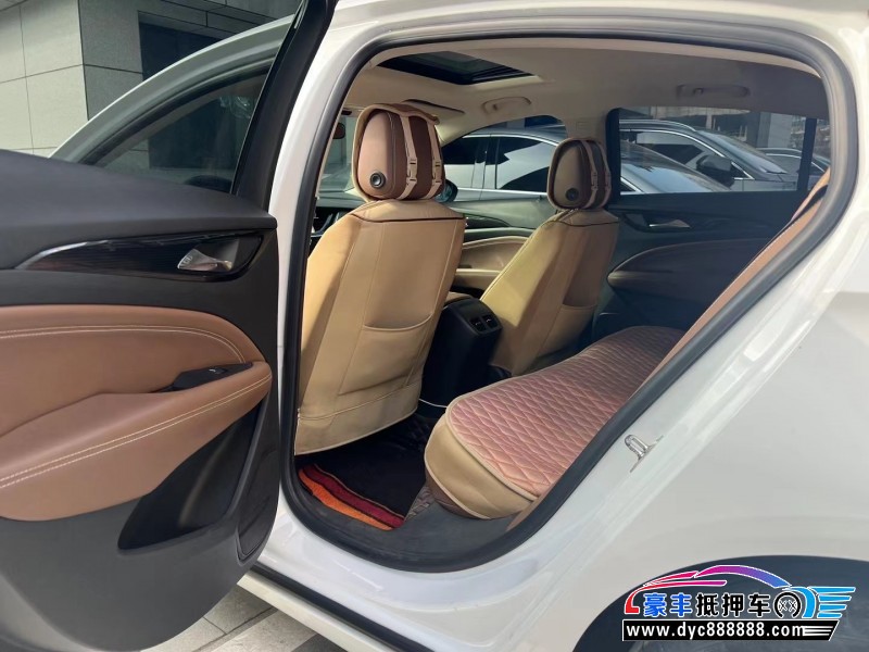 18年别克君威轿车抵押车出售