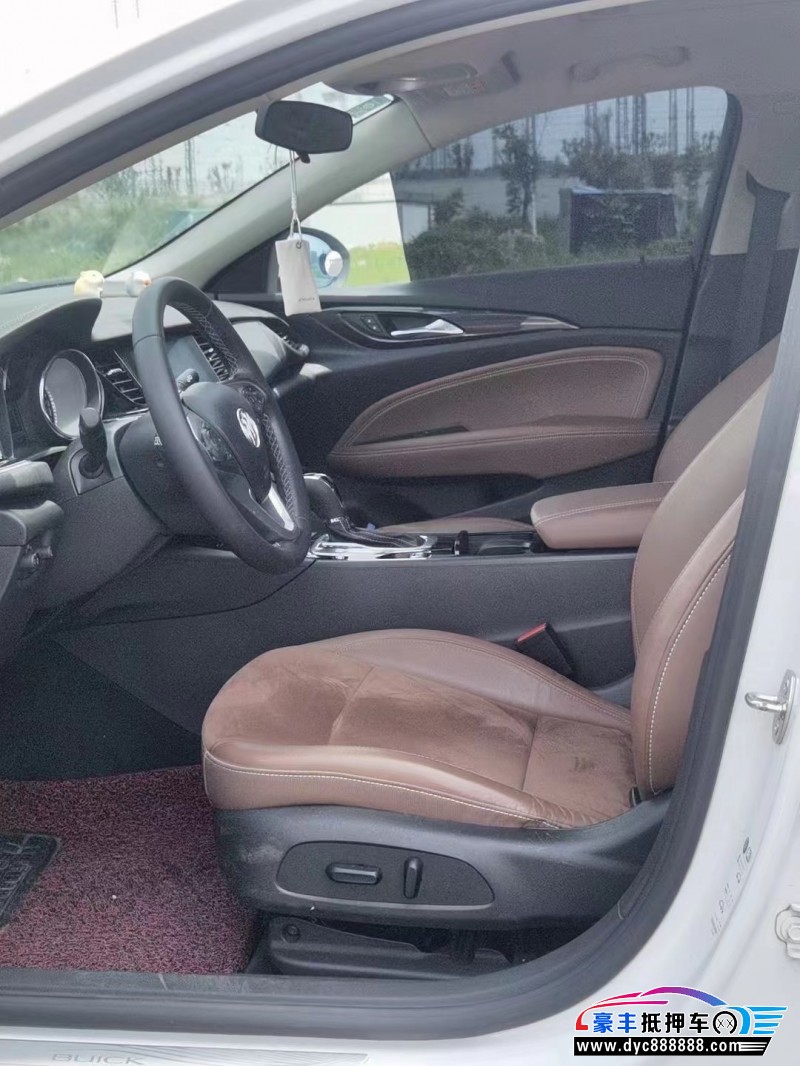 20年别克君威轿车抵押车出售