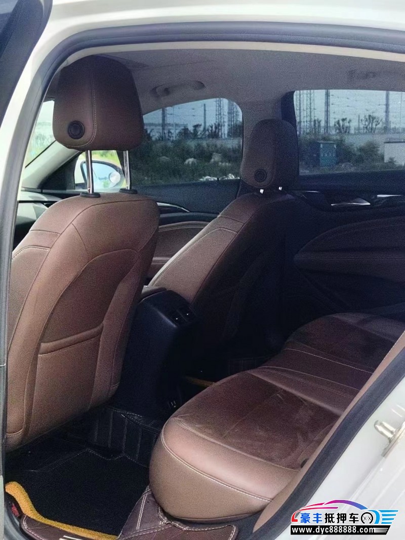 20年别克君威轿车抵押车出售