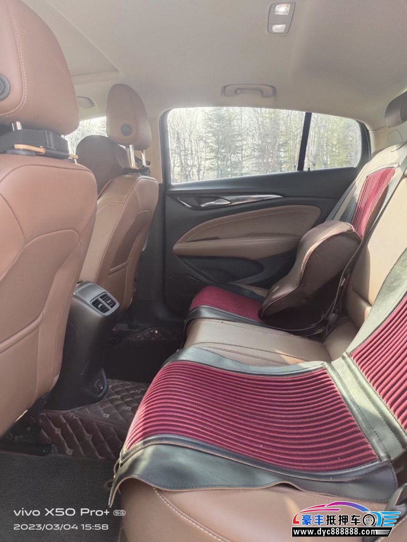 18年别克君威轿车抵押车出售