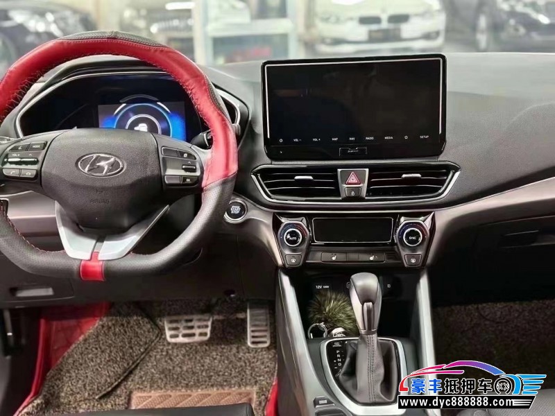 20年现代菲斯塔轿车抵押车出售