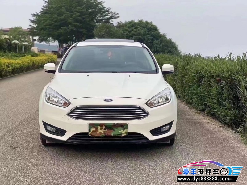 17年福特福克斯轿车抵押车出售