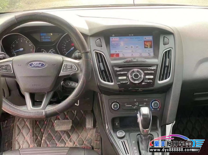 17年福特福克斯轿车抵押车出售