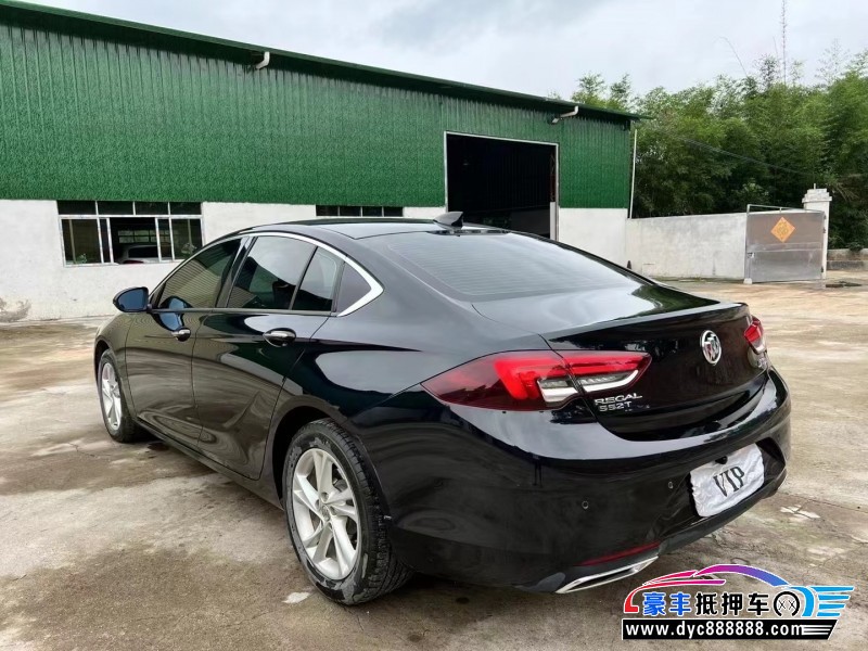 21年别克君威轿车抵押车出售