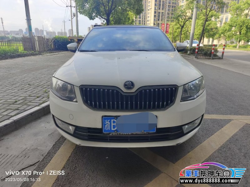 14年斯柯达明锐轿车抵押车出售