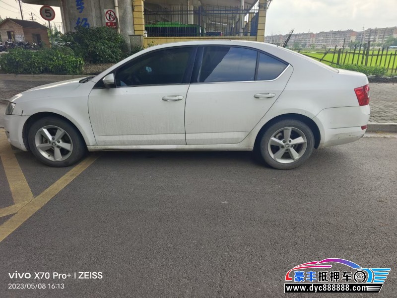 14年斯柯达明锐轿车抵押车出售