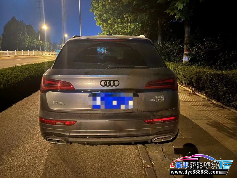 23年奥迪Q5轿车抵押车出售