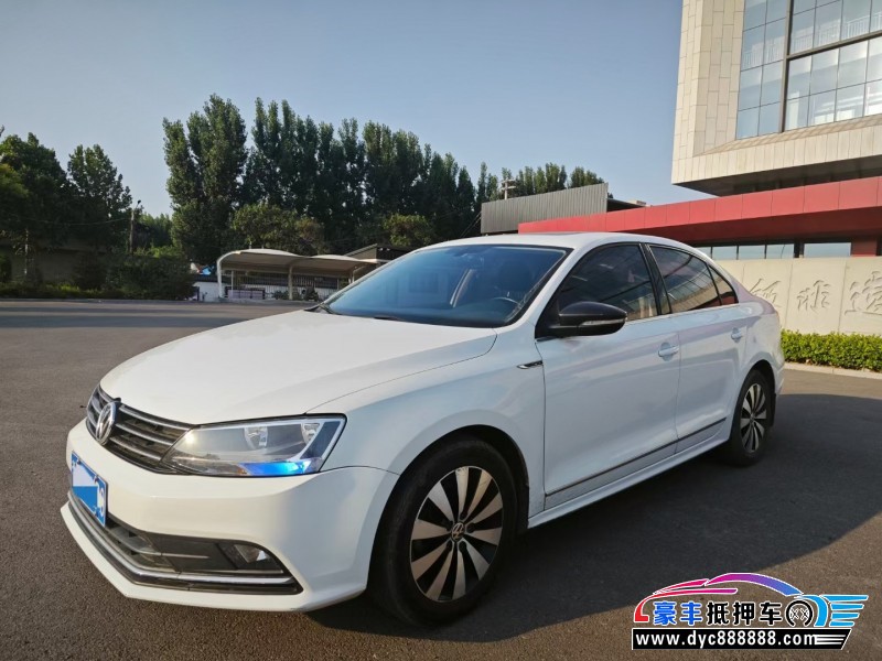 17年大众速腾轿车抵押车出售