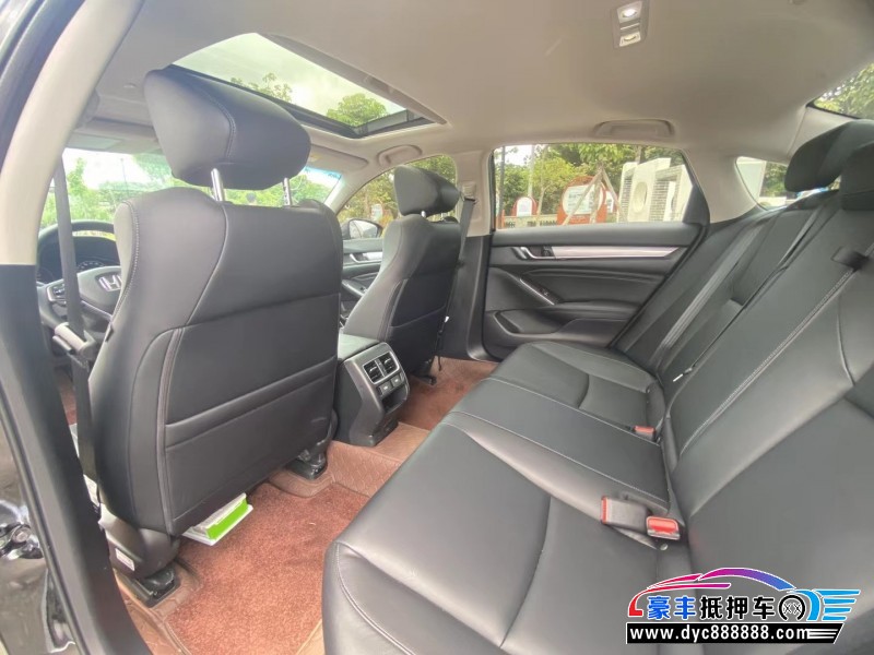 23年本田雅阁轿车抵押车出售