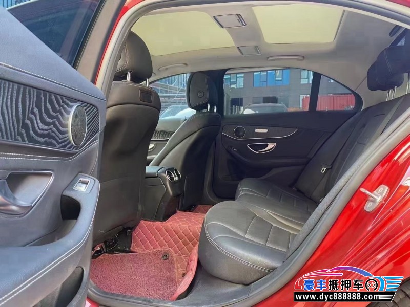 17年奔驰C轿车抵押车出售