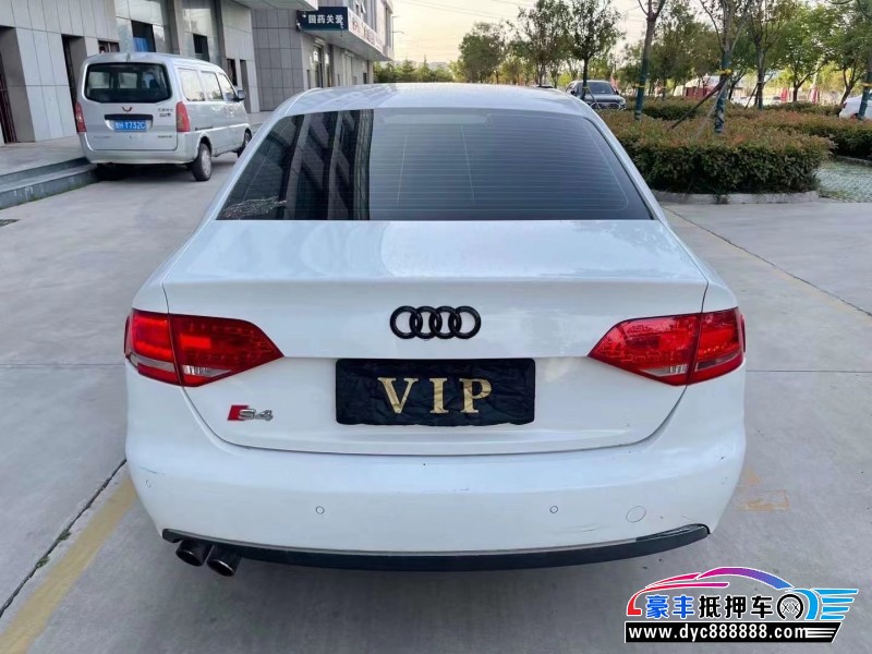 09年奥迪A4轿车抵押车出售