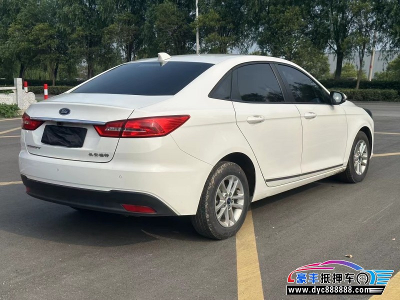 19年福特福克斯轿车抵押车出售