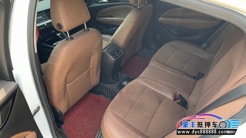 17年别克君威轿车抵押车出售