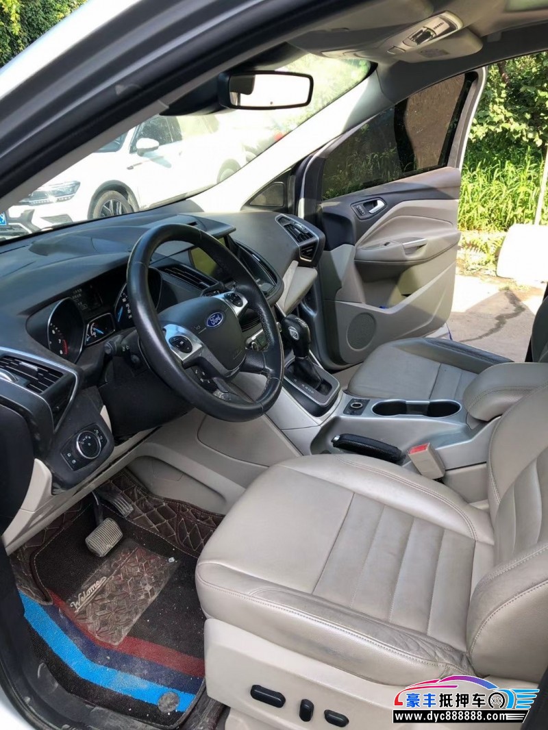 14年福特翼虎轿车抵押车出售