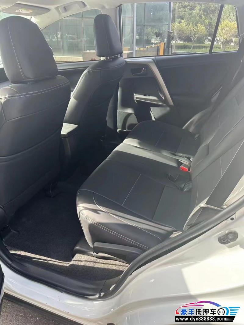 19年丰田RAV4SUV抵押车出售