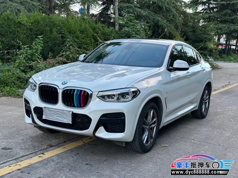 21年宝马X4轿车抵押车出售