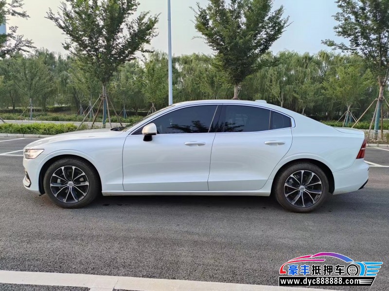 21年沃尔沃S60轿车抵押车出售
