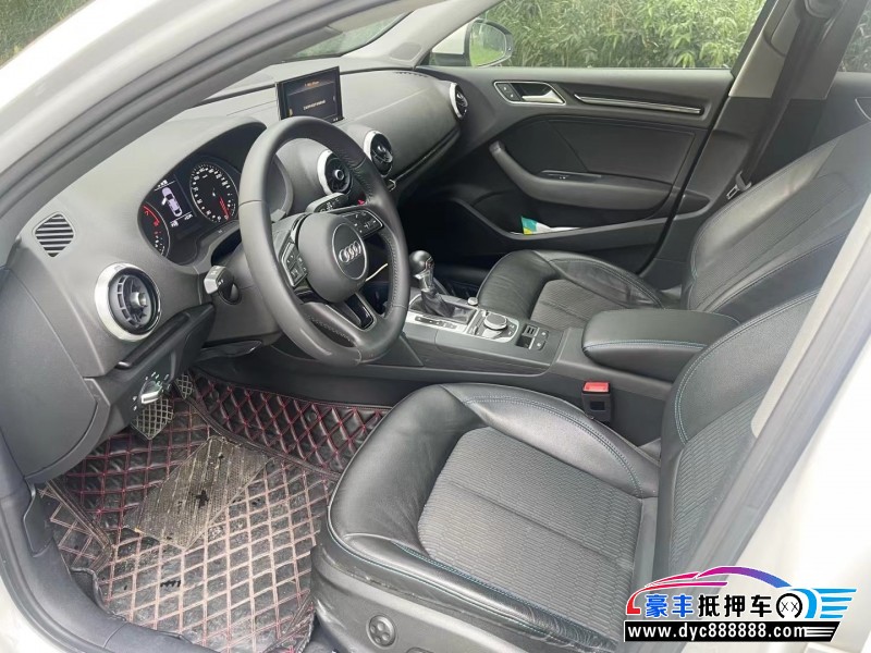 19年奥迪A3轿车抵押车出售