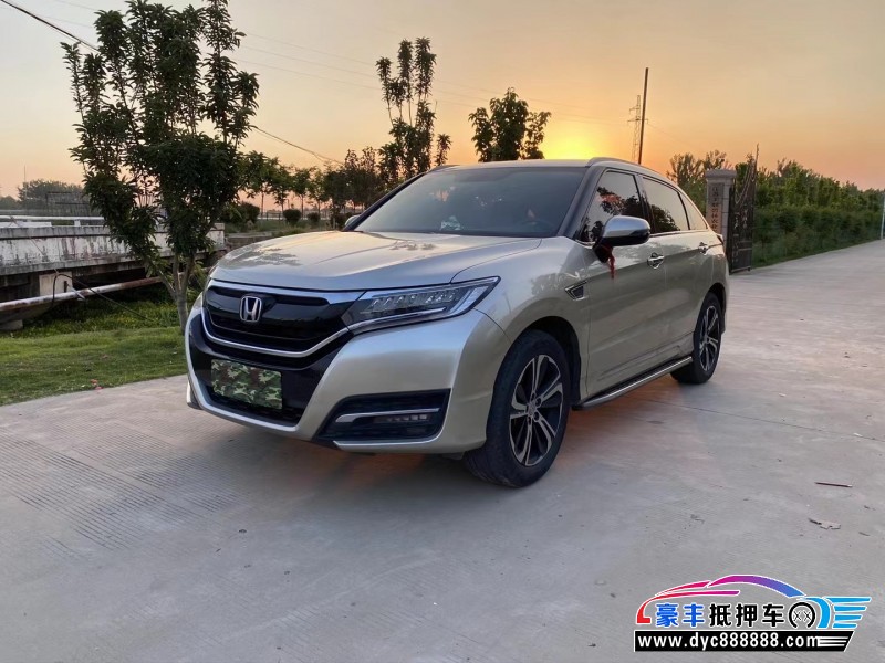 18年本田UR-V轿车抵押车出售