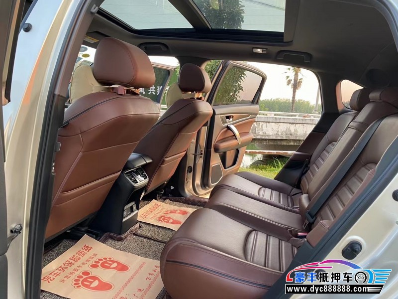 18年本田UR-V轿车抵押车出售