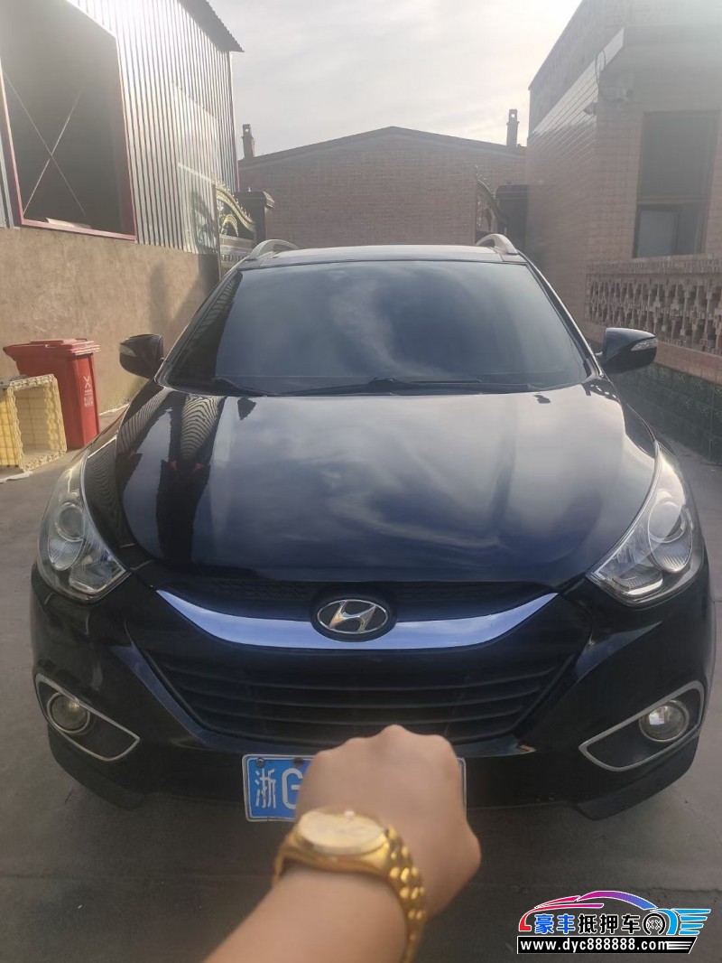 11年现代ix35SUV抵押车出售