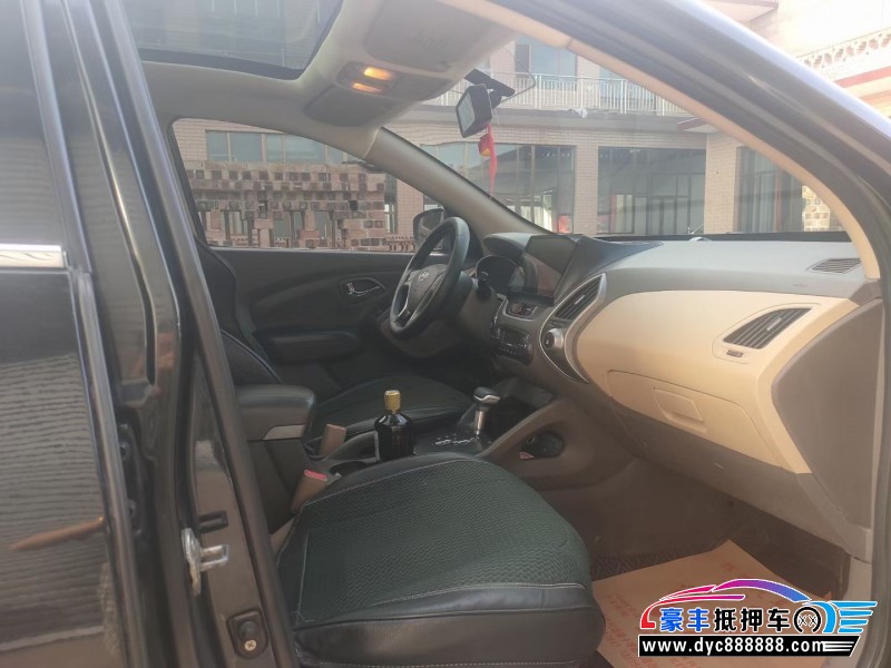 11年现代ix35SUV抵押车出售