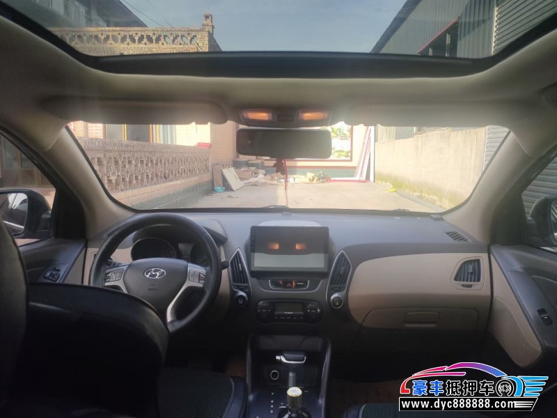 11年现代ix35SUV抵押车出售