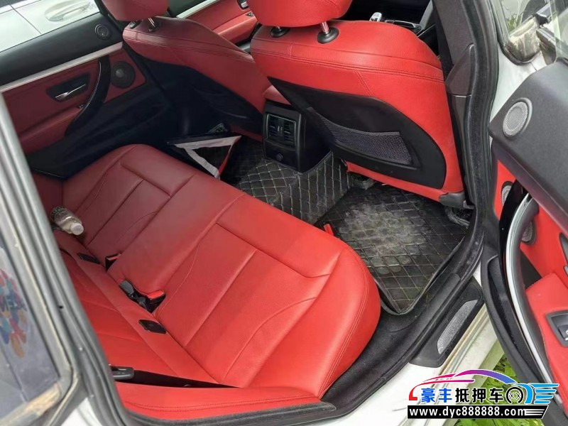 21年宝马3系轿车抵押车出售