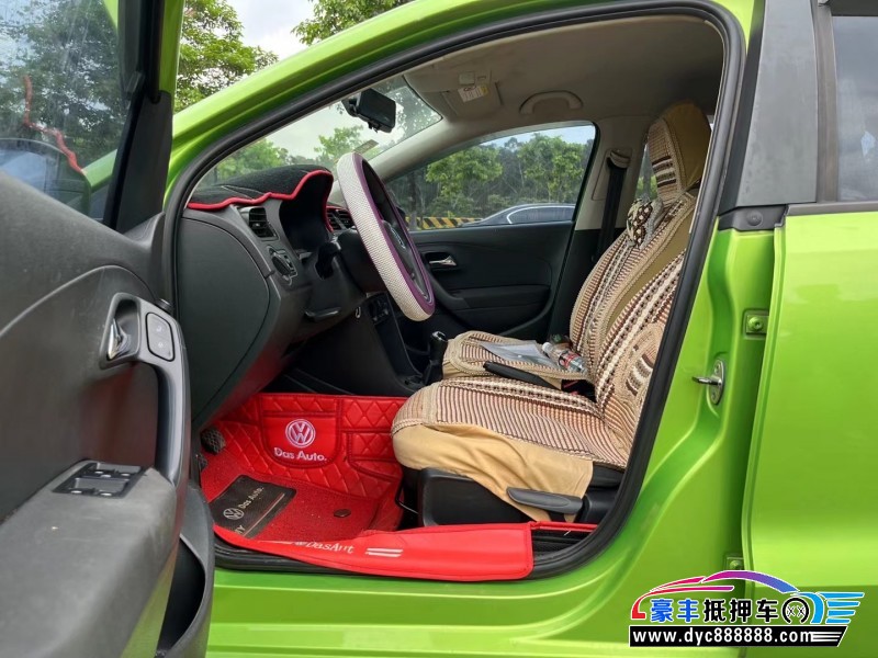 15年大众polo轿车抵押车出售