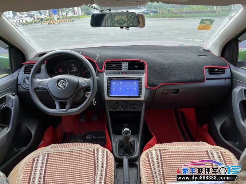 15年大众polo轿车抵押车出售