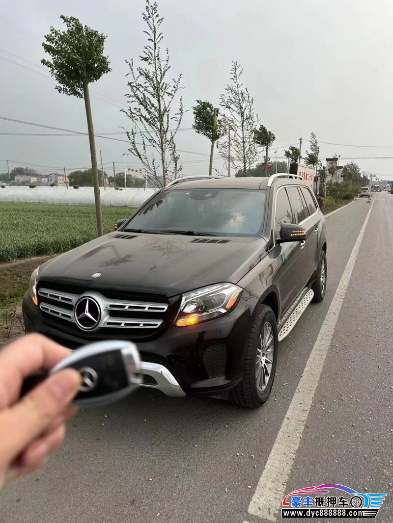 17年奔驰CLS轿车抵押车出售