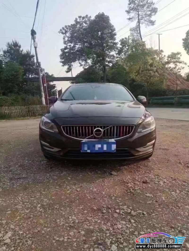 18年沃尔沃S60轿车抵押车出售