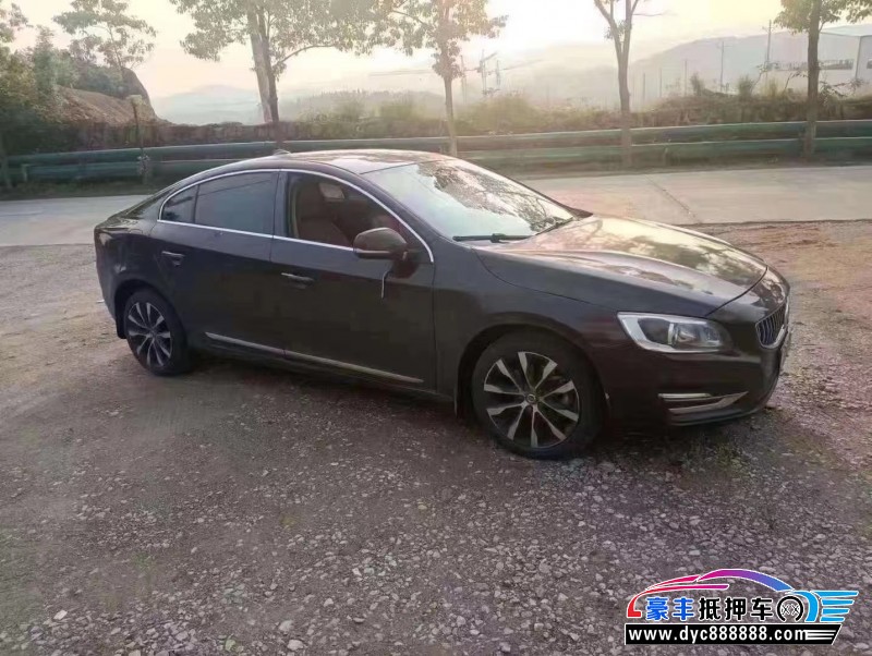 18年沃尔沃S60轿车抵押车出售