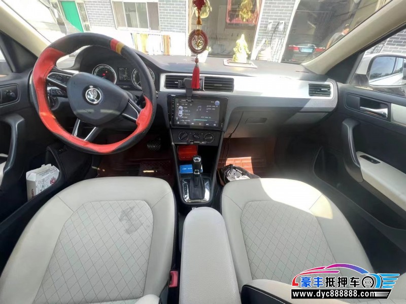 18年斯柯达昕锐轿车抵押车出售