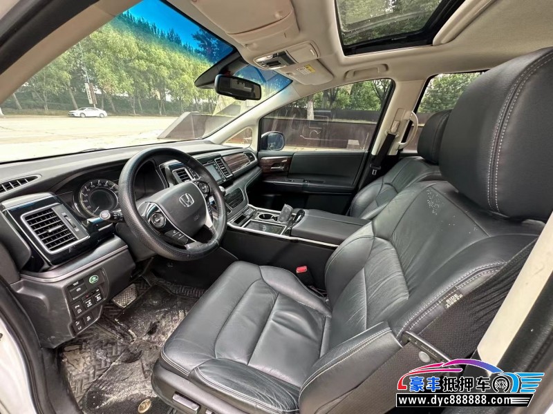 16年本田艾力绅MPV抵押车出售