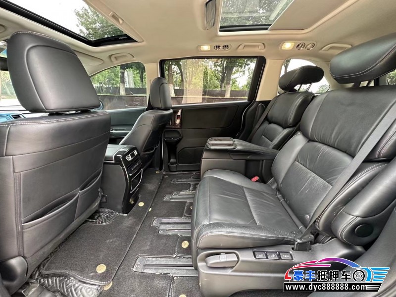 16年本田艾力绅MPV抵押车出售